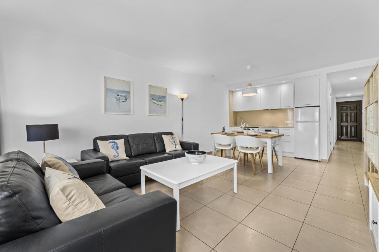 Casahost Bastian Boutique II Seaview Costa Teguise Exterior foto